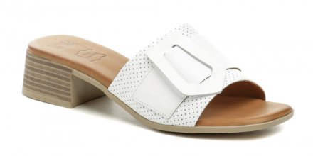Dámská letní vycházková nazouvací obuv s volnou špicí na nízkém podpatku. Obuv je vyrobená z pravé přírodní kůže.