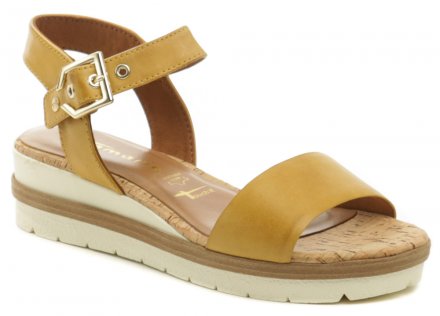Dámská letní vycházková sandálová obuv na nízkém klínku, vyrobená z pravé přírodní kůže.
